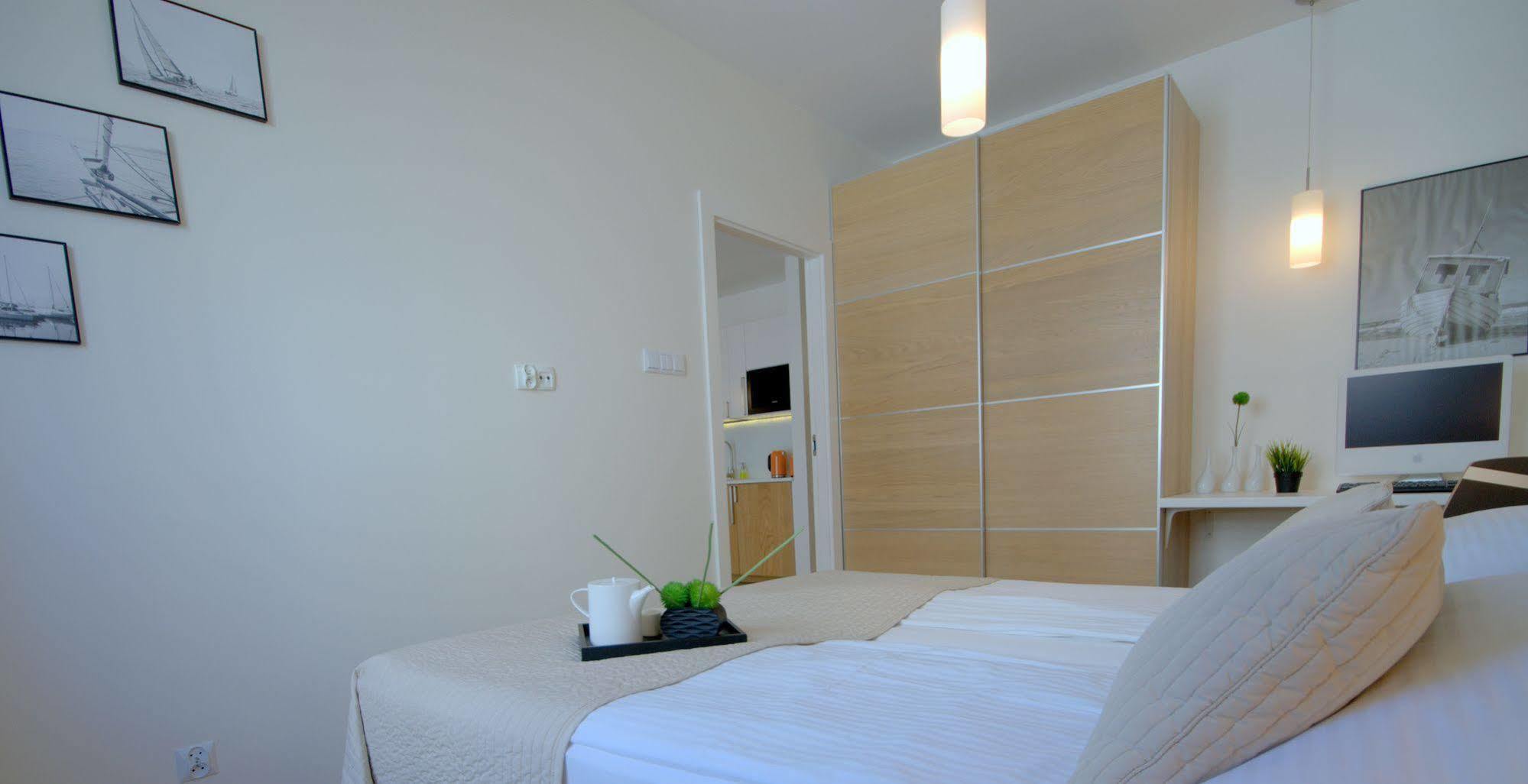 Irs Royal Apartments Apartamenty Irs Trzy Zagle Danzig Exterior foto
